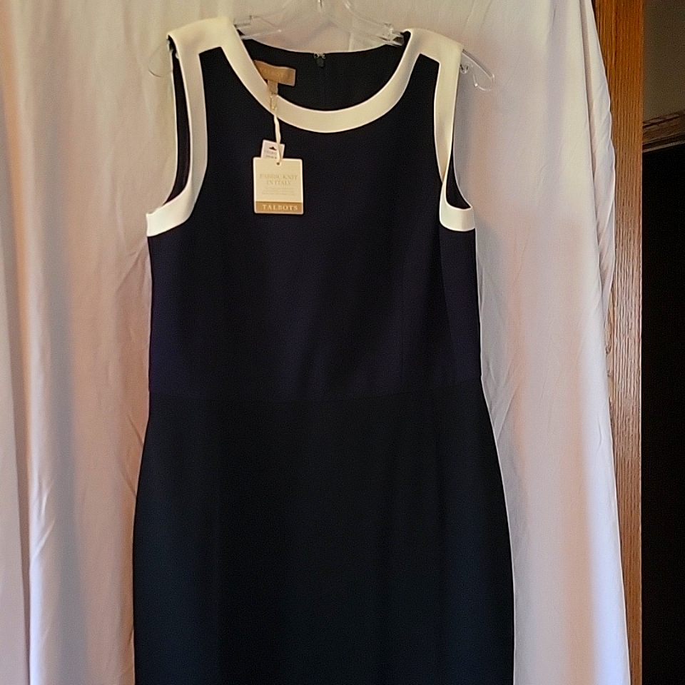 Talbots Size 12, Italian Knit Two Toned Trimmed Dress.